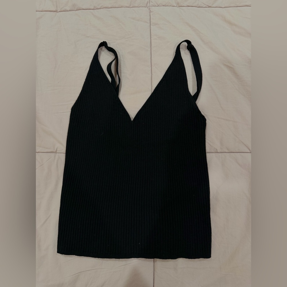 Aritzia Wildred Black Cotton Rib Tank Top in size small